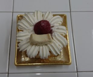 バニラのケーキ